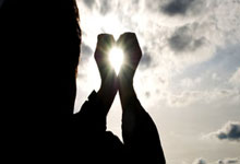 亿万28:足球——德甲:斯图加特不敌拜仁.